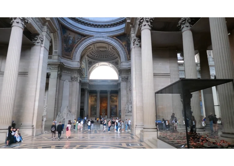 Places to visit in Paris