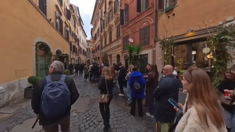 Things not to do in Rome